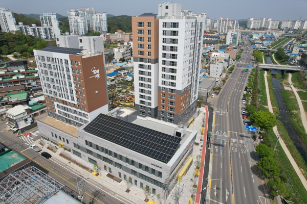 어울림센터 & 행복주택(꿈비채) 드론사진