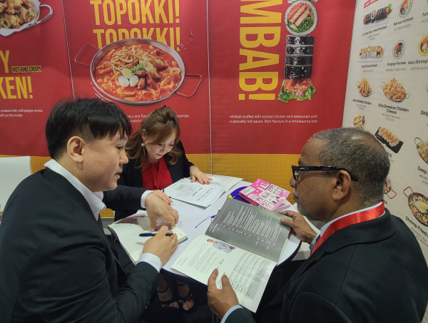 FIM 2023 박람회 ‘한국관’ 참가 외식기업 현장 상담
