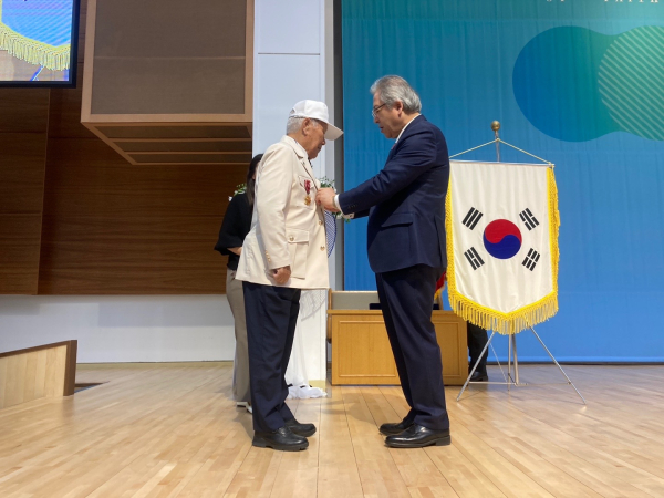 새로남교회 제복수여식