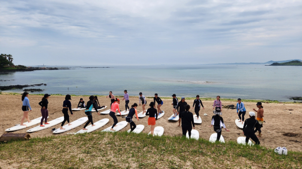 세종시 교원들이 제주 현장 체험 연수에 참여하고 있다.