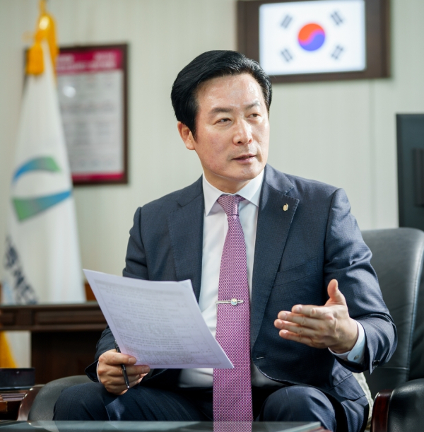 김두중 충남신용보증재단 이사장