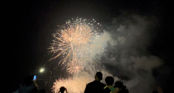 지난 1일 운산면 용장천 어울림광장에서 열린 제1회 용장천 심쿵샘쿰 꽃마실 축제 모습