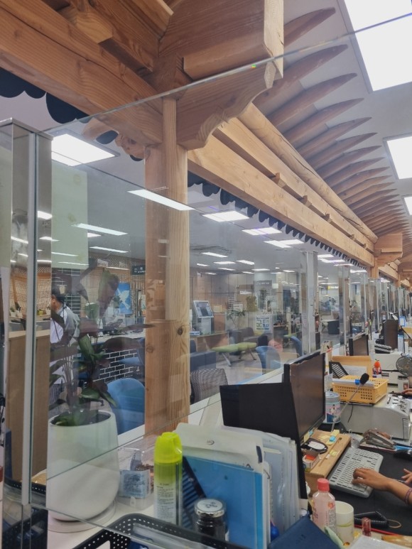 강화유리막 설치 모습