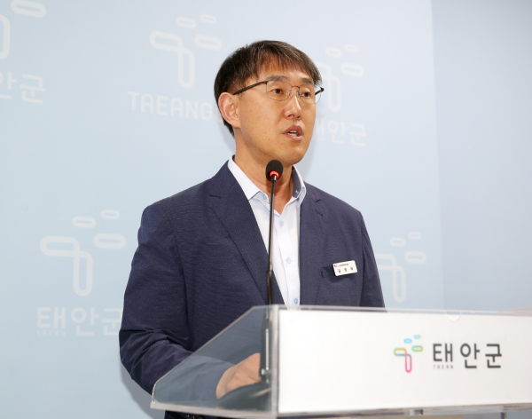 김창래 신속민원처리과장 브리핑 진행 모습