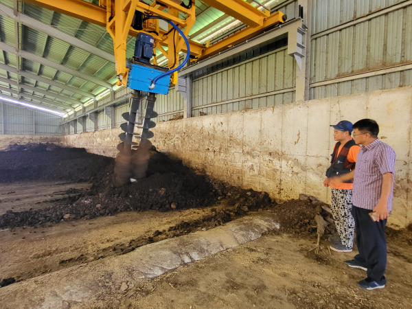 가축분뇨 퇴비화 자동화시설