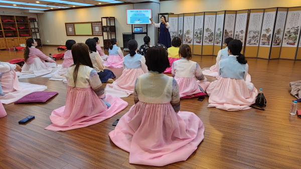 서부 관내 초․중등 교원을 대상으로 '2023년 효교육 역량강화연수' 운영