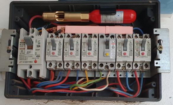 소공간용 소화용구 설치 모습