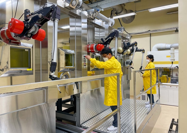 Cu-67 생산용 핫셀