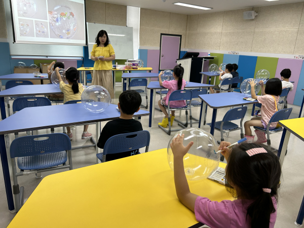 8월 ‘이달의 작가’ 독서문화 행사