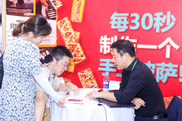 중국 CFE 프랜차이즈 박람회 ‘한국관’ 현장 상담