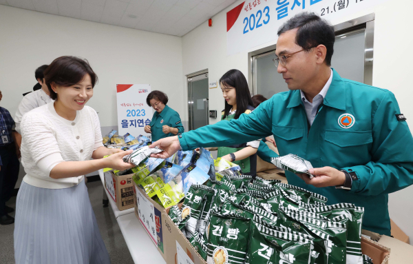 2023년 을지연습 전시 비상급식 체험 모습