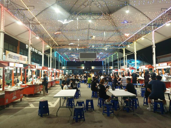 별자리 야시장 개장 모습