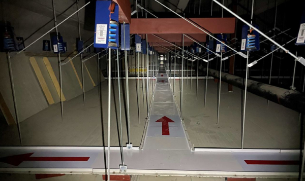 로봇점검 전용통로 설치 전경 (신경주역 천장마감 상부)