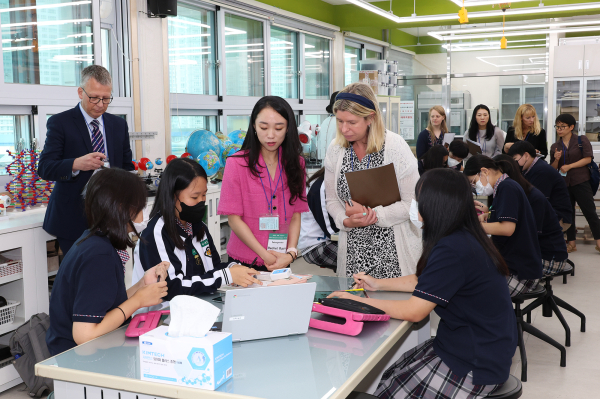 영국교육부 간부 방문 및 국제교류 행사 진행 모습