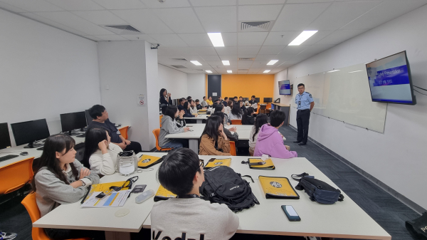 22일 글로벌 현장학습[호주인턴십]에 참여하는 대전지역 특성화고 학생들 안전교육 실시 모습