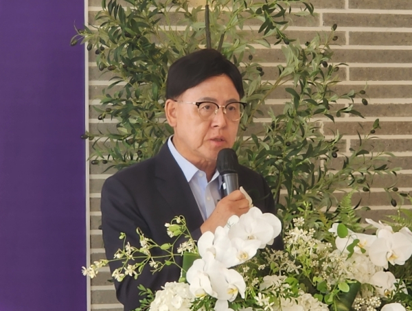 축사를 하는 이명수 국회의원/사진=박동혁 기자