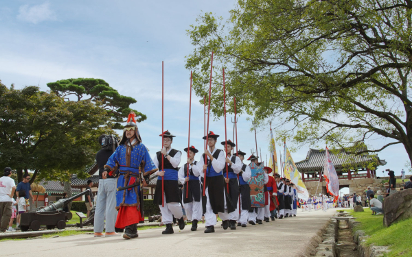 지난 24일 해미읍성에서 열린 충청병마절도사 부임 행렬 퍼레이드 모습