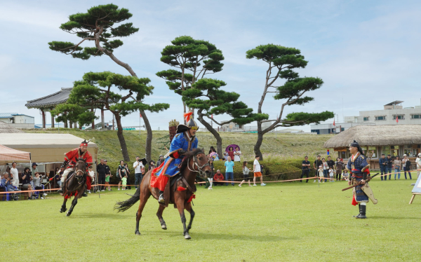 마상기예, 무예시연