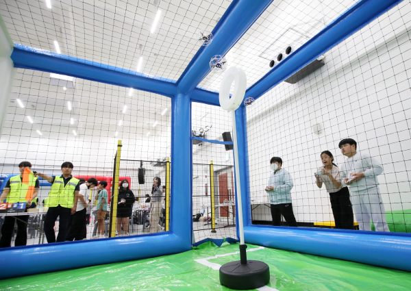 지난 25일 태안군UV랜드에서 개최된 드론 스포츠 리그 모습.