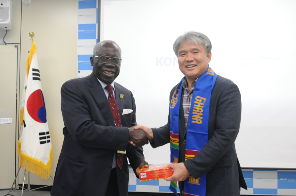 가나 대통령 선임자문관 ID본부 방문 사진