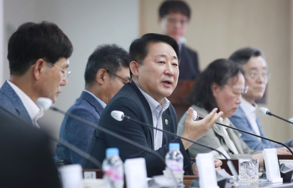 민선 8기 미래정책과제 발굴 보고회 개최 모습