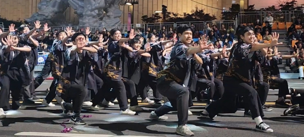 거리댄스 퍼레이드 공연 장면/사진=박동혁 기자