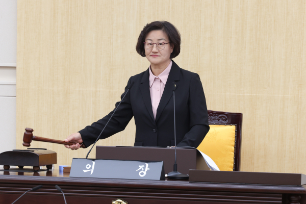 “제275회 임시회 제1차 본회의 진행 모습 (박영순 의장)”