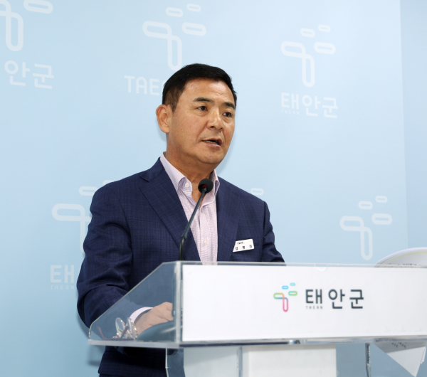 강병진 건설과장 브리핑 진행 모습