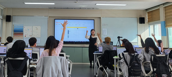 2023 충남온수업한마당 백제 품은 가상누리터를 활용하여 수업하는 공주 신풍초등학교