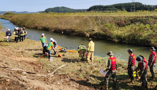 지난 27일 태안읍 산불대응센터 인근에서 진행된 ‘2023년 재난대응 안전한국훈련’ 현장훈련 모습