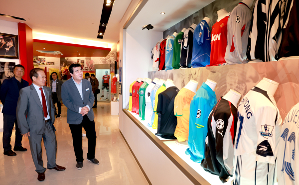 박지성축구센터 방문