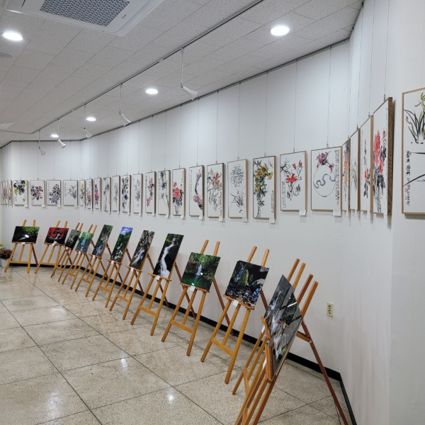 ‘손끝으로 사람을 잇다’ 전시회 개최 모습