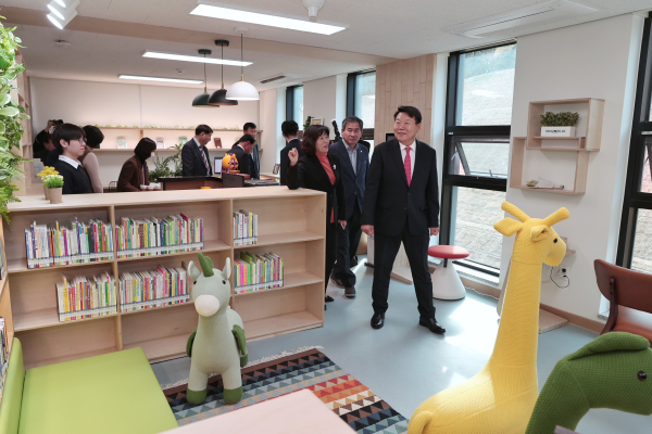 소들빛 작은 도서관 개관식 사진