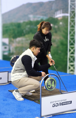 골프존 GDR아카데미가 두 번째 직영 인도어 골프연습장 GDR레인지 김해 가야점 오픈