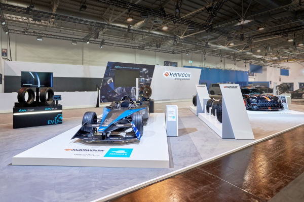 한국타이어 에센 모터쇼 2022 전시 부스 참고용 사진
