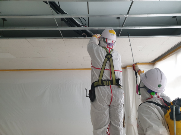 대전서부교육지원청 관내 2개교 석면해체·제거공사로 안전한 학교공간 조성 공사 모습