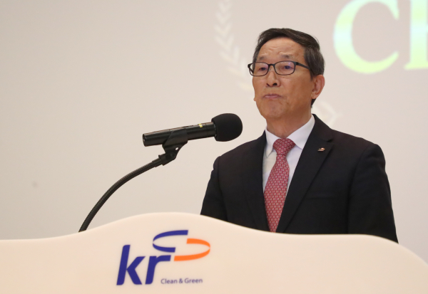 이병호 한국농어촌공사 사장이 창립 115주년 기념식에서 공사 미래 비전을 제시하고 있다.