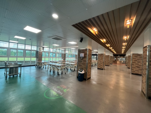 급식실 환경개선에 HACCP시스템 및 환기설비 도입