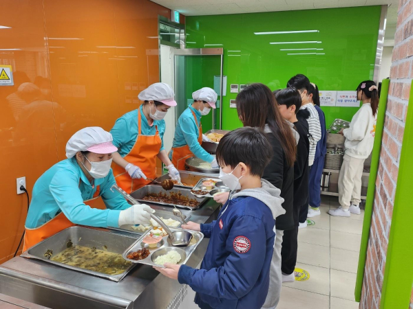 학교급식 사진