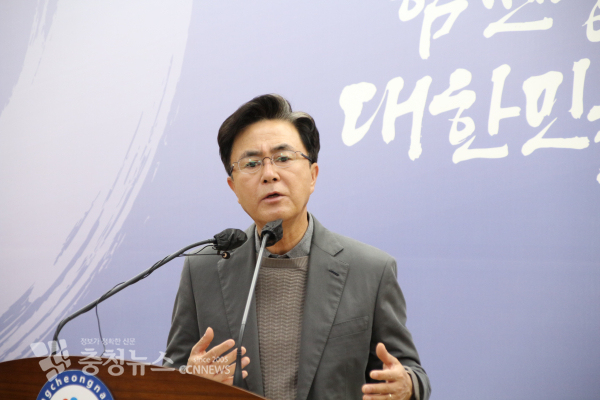 김태흠 충남지사는&nbsp;“정부에서 출입국·이민관리청 신설을 적극 추진하고 있다. 이에 충남은 지지하고 환영한다”고 말했다/사진 권상재 기자