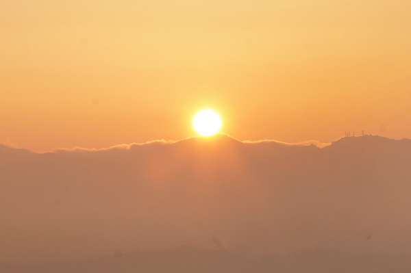 1일 부춘산 전망대 일원에서 열린 해맞이 행사 모습