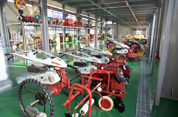 농업기계 임대사업소 내부 전경