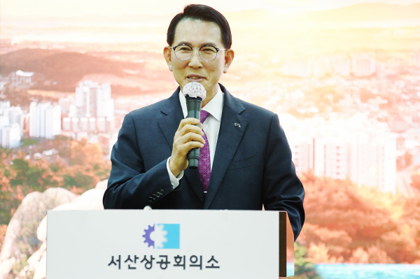 2024년 신년인사회에서 인사말하는 이완섭 시장