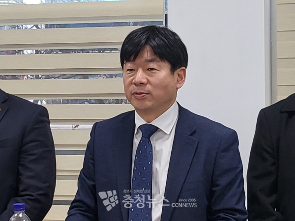 강철승 전 황운하 국회의원 보좌관이 16일 제22대 총선과 함께 치러지는 대전 중구청장 재선거 출마를 선언했다.