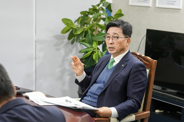 연두업무보고회 현장 사진 * 한국농수산식품유통공사 김춘진 사장