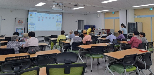 치매예방 교육 사진