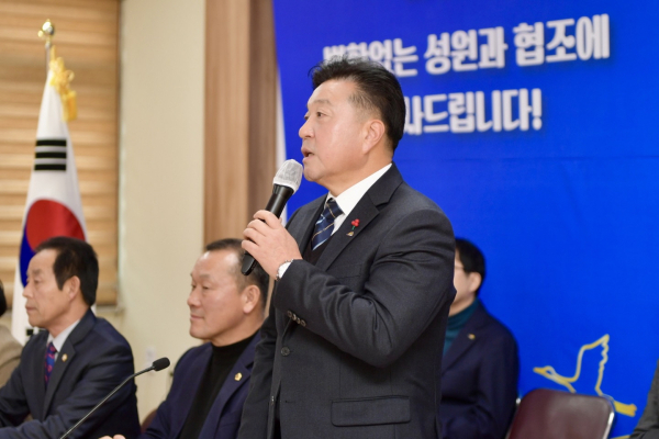 최재구 예산군수 연두방문 모습