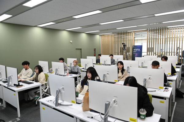 AI 딥러닝 기술기반 헬스케어 분야 활용 교육 진행 모습