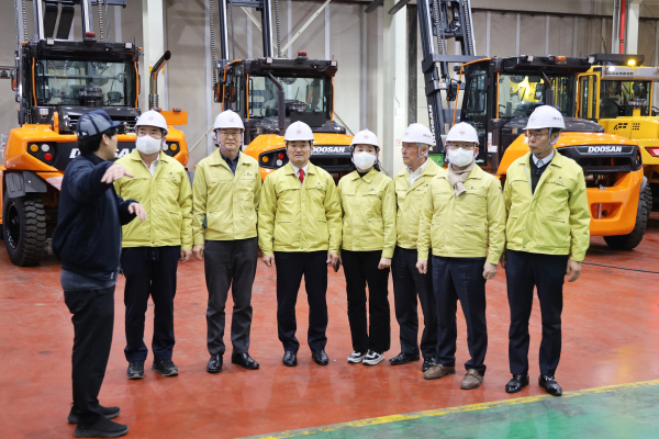 산업건설위원회, 2024년 제1회 추경예산안 심사 중 현장방문 ((주)우진)