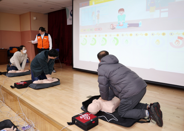 지난 12일 태안교육문화센터 대강당에서 진행된 교육 모습.